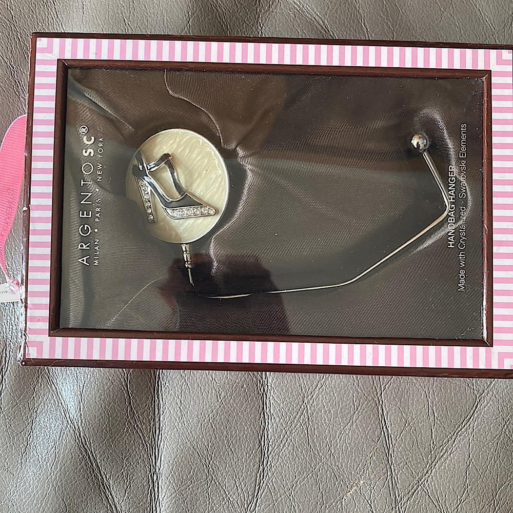 NWT Platform Shoe Bag Holder. Crystallized Swarovski Elements. OS